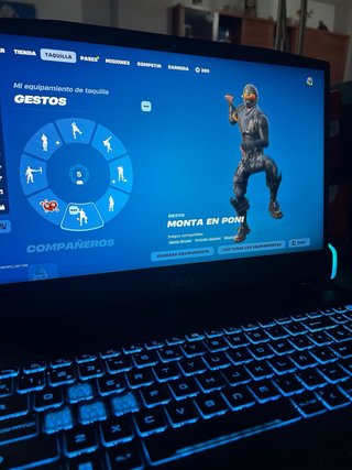 Fortnite C3enT4 EXCLUSIVA con 104 trajes