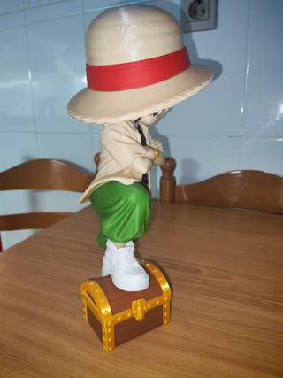 Figura Luffy Estilo Urbano