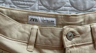 Pantalón campana Zara