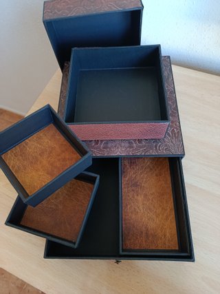 Caja de dos niveles