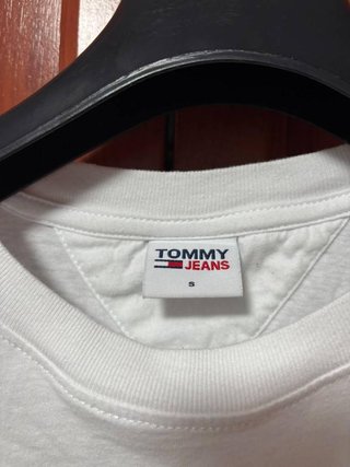 Camiseta Tommy Jeans Signature Logo Talla S