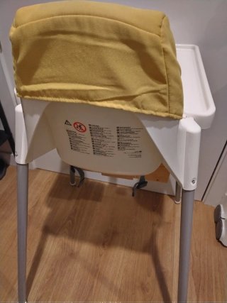 Trona Ikea Antracita y blanca