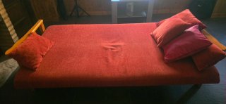 Sofá Cama Terciopelo Rojo