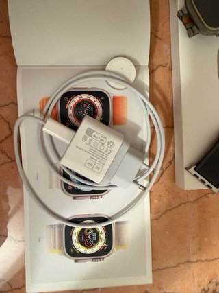 Apple Watch Ultra 1ª Gen Plata y Naranja