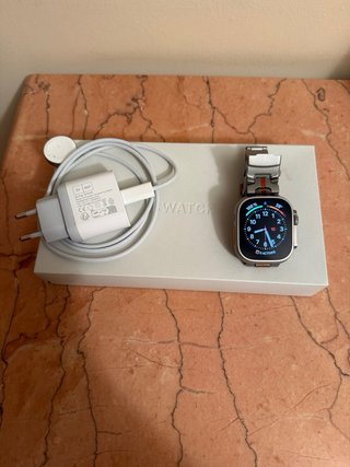Apple Watch Ultra 1ª Gen Plata y Naranja