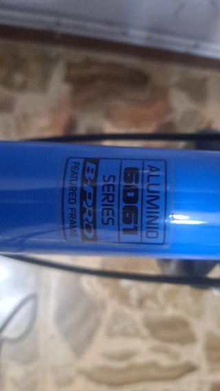 Bicicleta BMX Azul. 20"