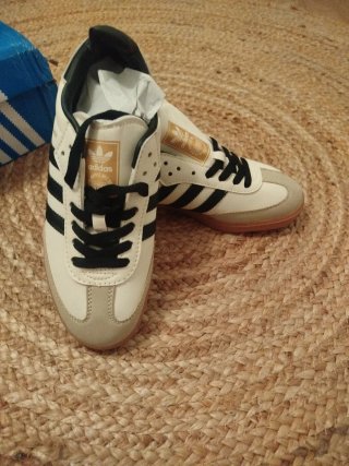 Adidas Zapatillas Deportivas Blancas y Negras