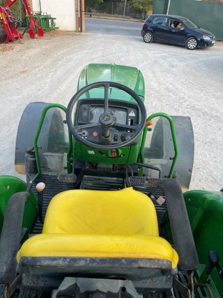 Tractor John Deere 5055 E
