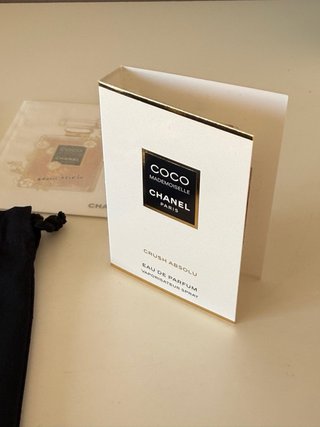 Chanel Coco Mademoiselle Crush Absolu Charm