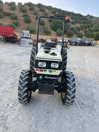 Tractor Lamborghini Frutero 775 V