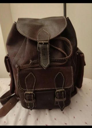 Mochila de cuero auténtico