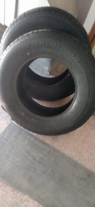 Neumáticos Yokohama nuevos 265/65 R17