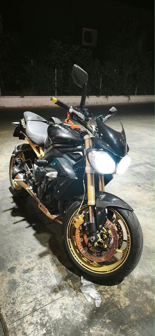 Triumph Street Triple ABS 2014 Negra/Dorada