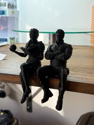 Figuras Violet y Xaden Cuarta ala