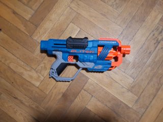 Pistola Nerf Commander Elite 2.0