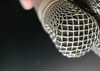 Micrófono AKG C 1000 S con maletín