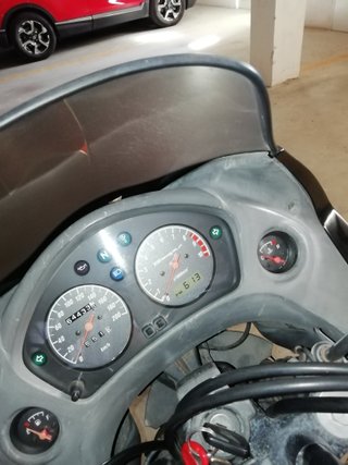 Honda Transalp XL650V Negra