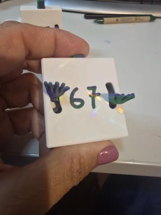Juego 67 3D Manos