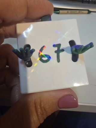 Juego 67 3D Manos