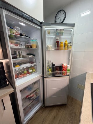 Nevera Indesit Combi