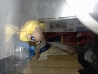 Figura Qfig Supergirl DC Comics 11cm