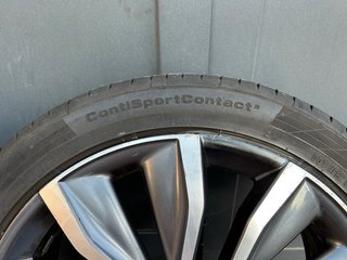 Llantas (2) 19” con neumáticos