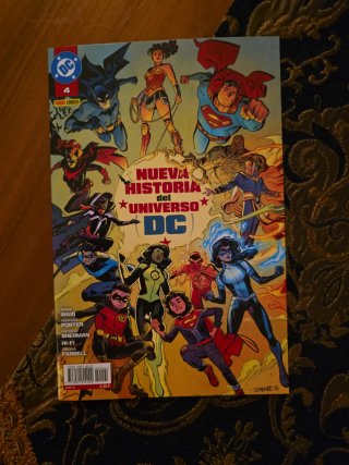 Nueva historia del universo DC completa