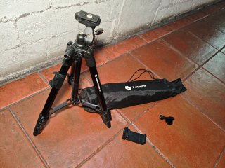 Trípode Fotopro Digi-3400 pro + accesorios