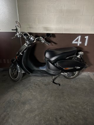 Aprilia Compay Custom Scooter Negra
