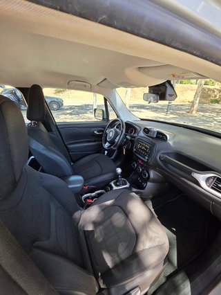 Jeep Renegade Limited año 2017