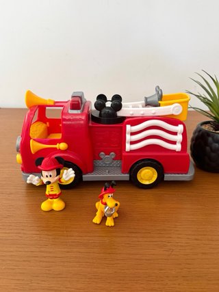 Camión de bomberos Mickey Mouse