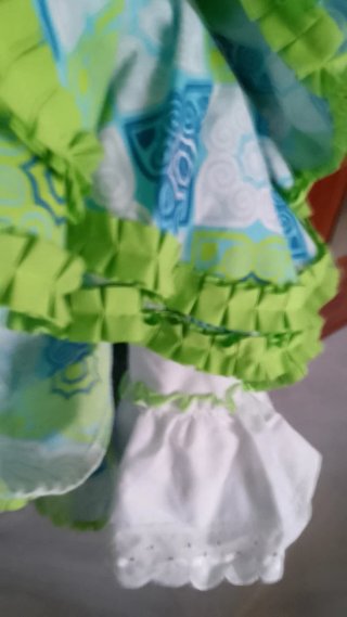 Traje Flamenca Celeste con Carruchas Verde