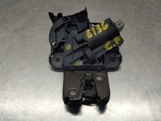 Cerradura capo VOLKSWAGEN PASSAT BERLINA (3C2)