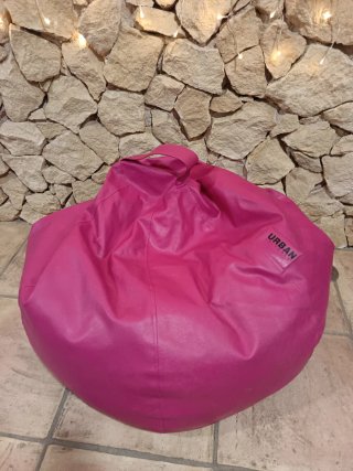Puf rosa de piel sintética