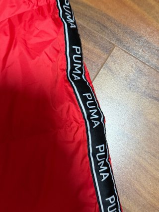 Chaqueta Puma Roja con Capucha