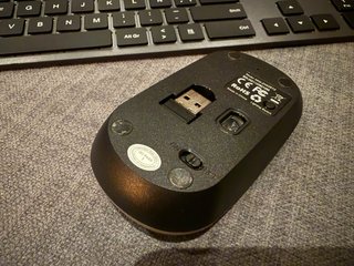 Teclado Bluetooth Retroiluminado + Mouse