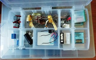Lotto Componenti Elettronici – LED, Resistenze