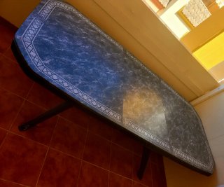 Mesa de terraza de resina