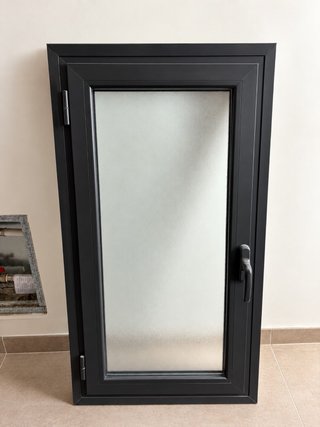 Ventana aluminio negro 120x60 cm