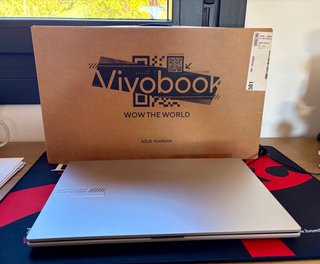 Asus Vivobook 15 OLED Gris