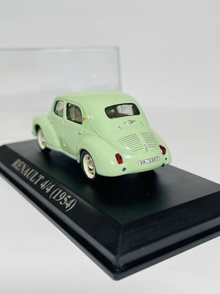 Renault 4/4 (1954) 1/43