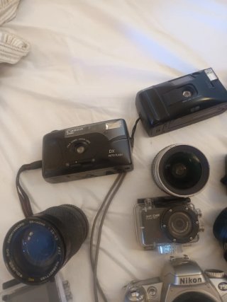 Lote Cámaras Vintage y Accesorios Fotográficos