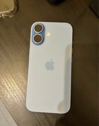 iPhone 17