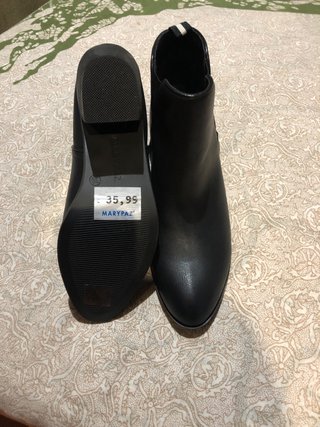 Botines negros mujer