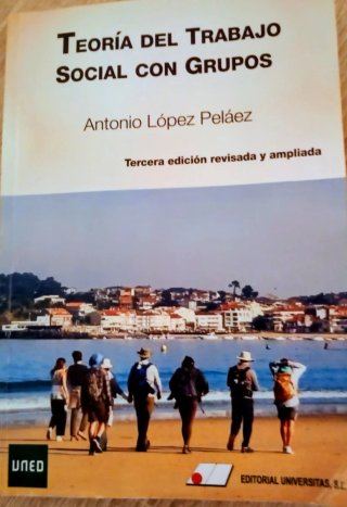 Libro teoría del trabajo social con grupos