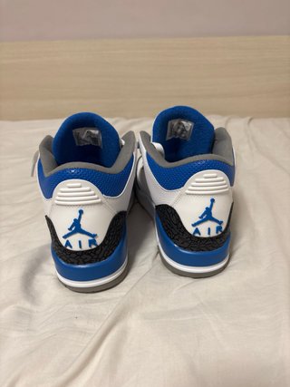 Jordan 3 Azules y Blancas