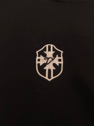 Chándal negro con logo