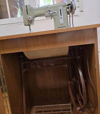 Máquina Coser Wertheim Rápida S.A. Antigua