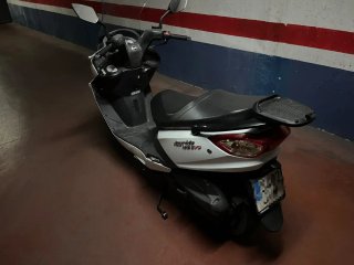 *Moto SYM Joyride 125cc Blanca*