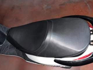 *Moto SYM Joyride 125cc Blanca*